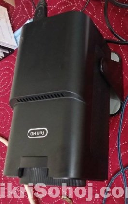 HY320 projector